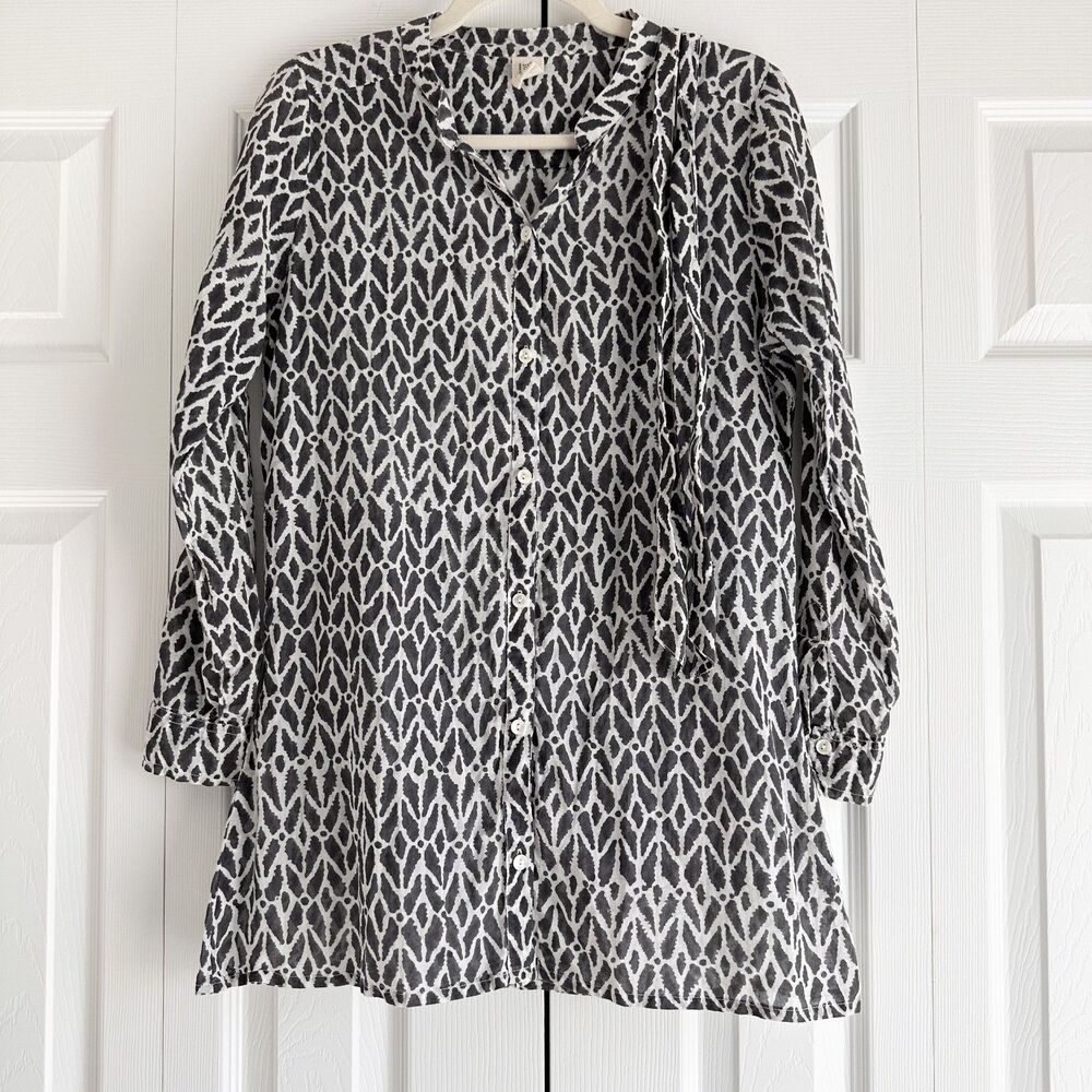 Yala Organic Cotton Tunic Top Gray White Abstract Print Button Front Small